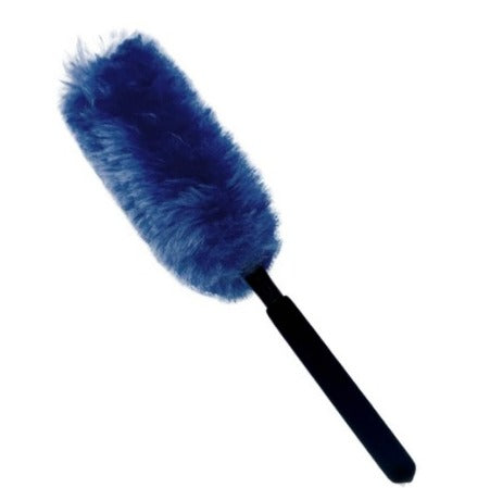 ESCOVA PELUCIA FURO DE RODAS 31CM VONIXX